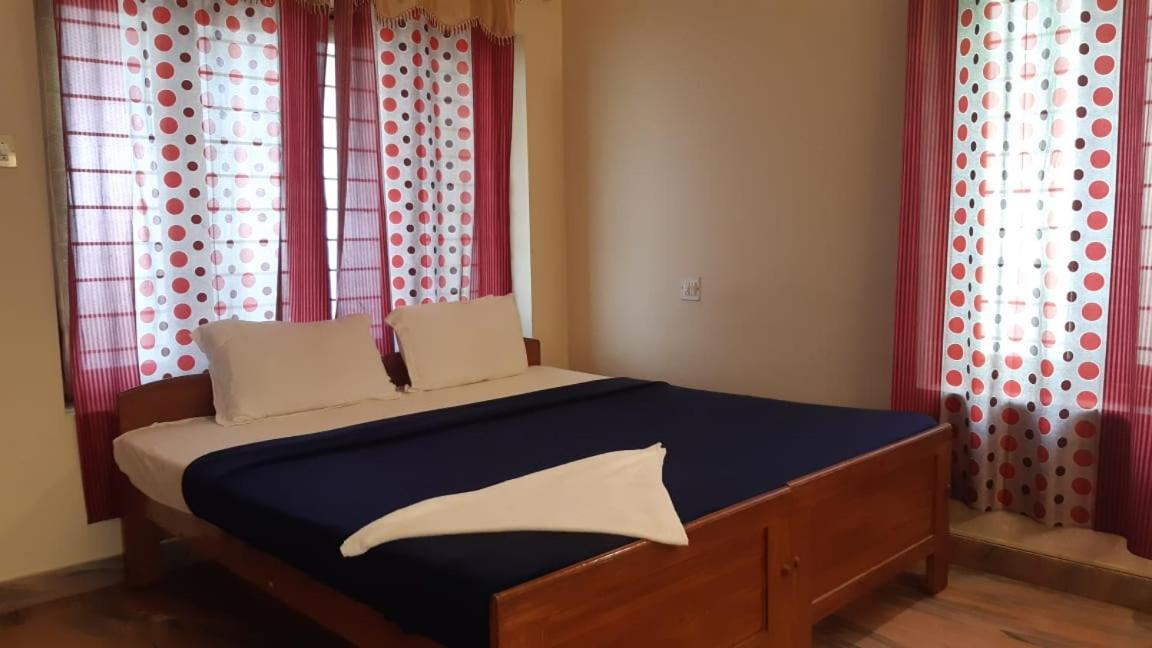 Seawin Beach Resort Варкала Экстерьер фото